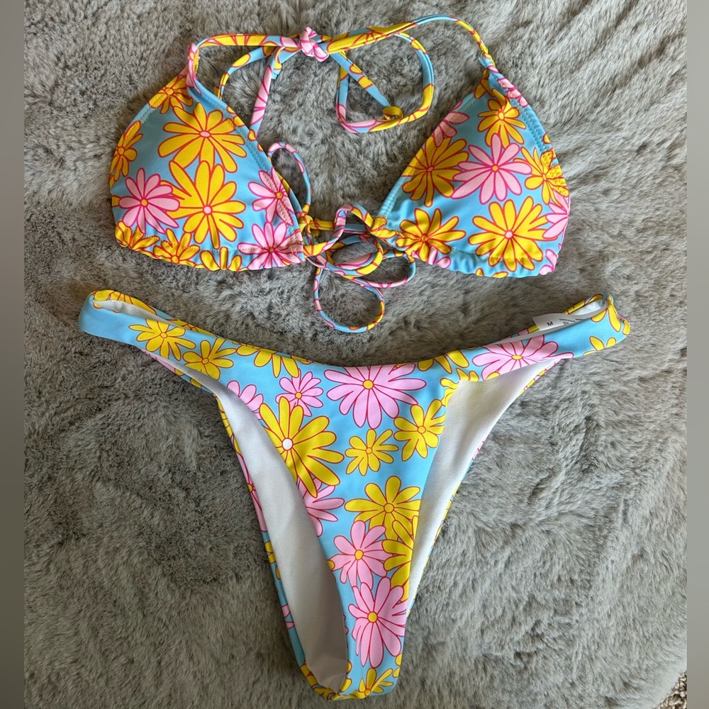 Retro flower micro bikini